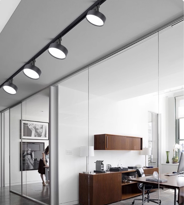 Светильник IL.0014.0040 BLACK/ЧЕРНЫЙ ` D140/H190/LED/1/18W 4000K BRAIN SPF22-05 (1/20)