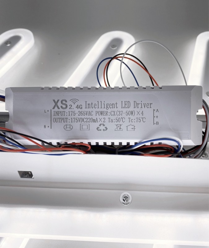 Светильник потолочный SPF-1674 БЕЛЫЙ + РОМ ` D600/H80/3/LED/80W 2.4G PIICK 22-08 (1 из 2шт в коробк